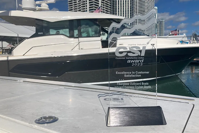 Tiara Yachts Earns Marine Industry CSI Award For 16th Consecutive Year
