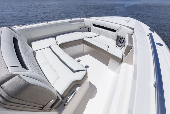 Tiara Yachts 34 LS | U-Lounge Forward Bow Seating