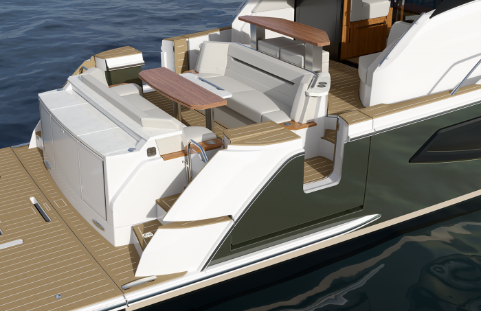 Tiara Yachts EX 54 | Integrated Boarding Door