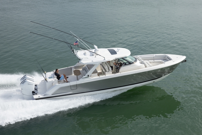 Tiara Yachts 43 LS | Optioned for Fish, Hull Paint: Pewter