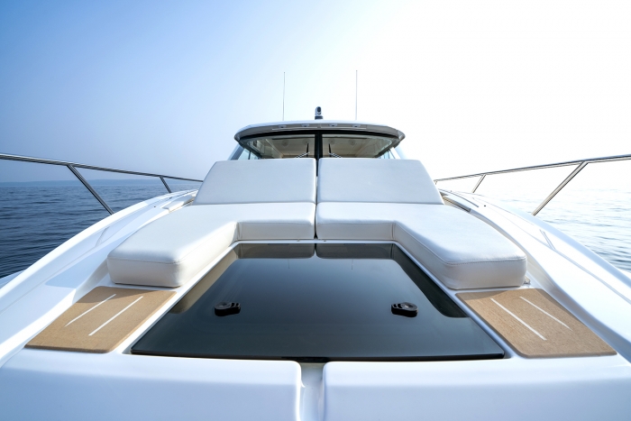 Tiara Yachts 48 LE | Bow Chaise Lounge
