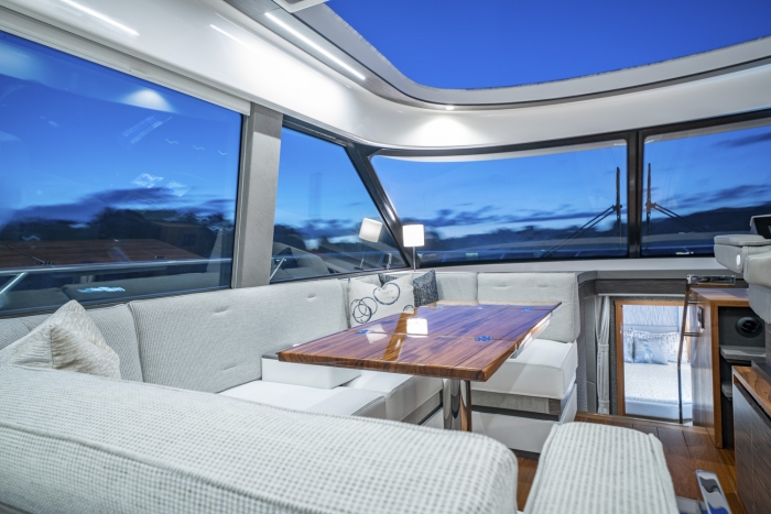 Tiara Yachts 49 Coupe | Portside Lounge