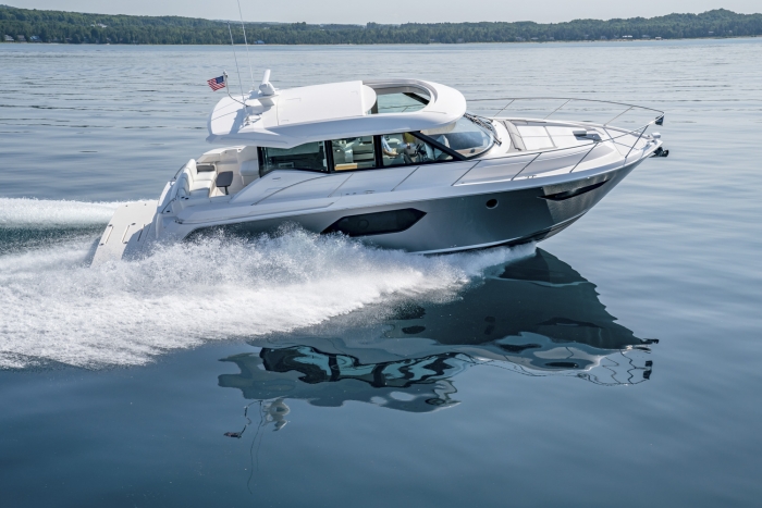 Tiara Yachts 49 Coupe