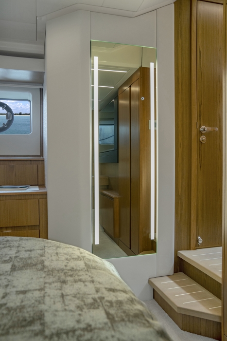 Tiara Yachts EX 60 | Owner's Stateroom backlit mirror