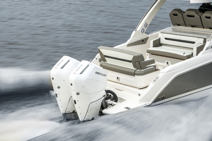 Tiara yachts 34 LS | Propulsion Package: Twin Mercury 400 Verado V10