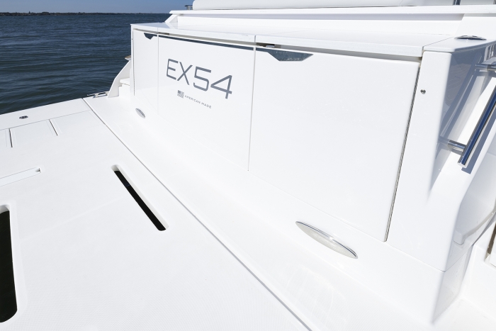 Tiara Yachts EX 54 | Transom Trunk