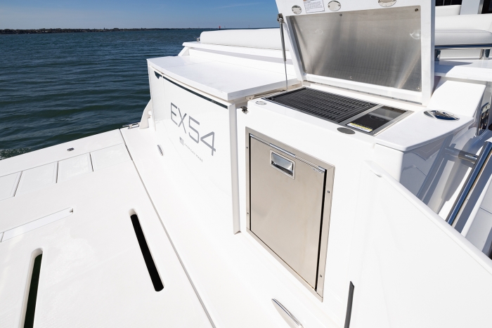 Tiara Yachts EX 54 | Outdoor Galley